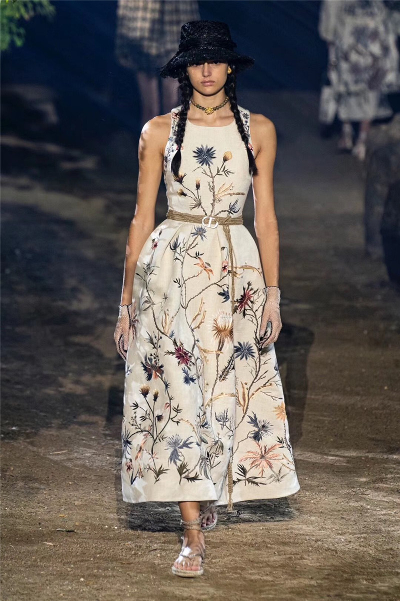Dior summer floral embroidery dress - Image 8