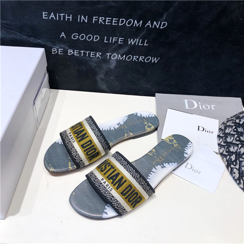 dior embroidered slippers