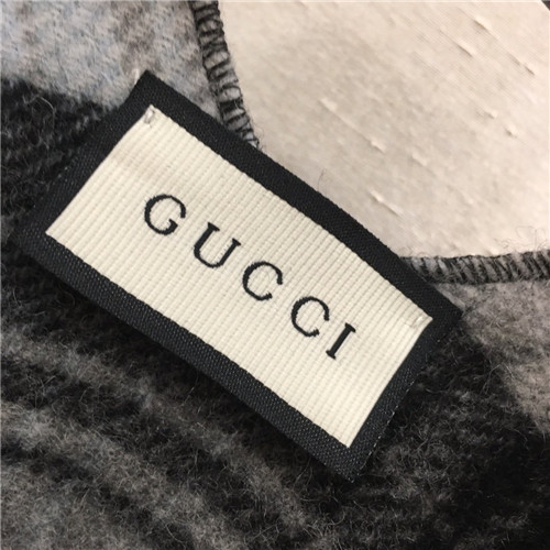 gucci cashmere shawl - Image 4