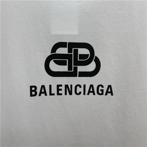 balenciaga t shirt womens - Image 5