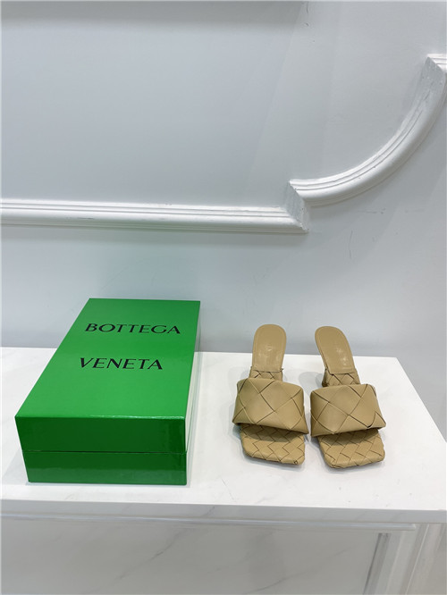 bottega veneta bv lido sandals - Image 2