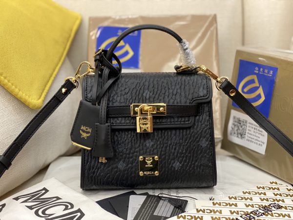 ??? ????? Kelly Crossbody Bag Black