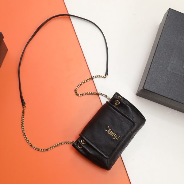 YSL Yves Saint Laurent ???? ??????