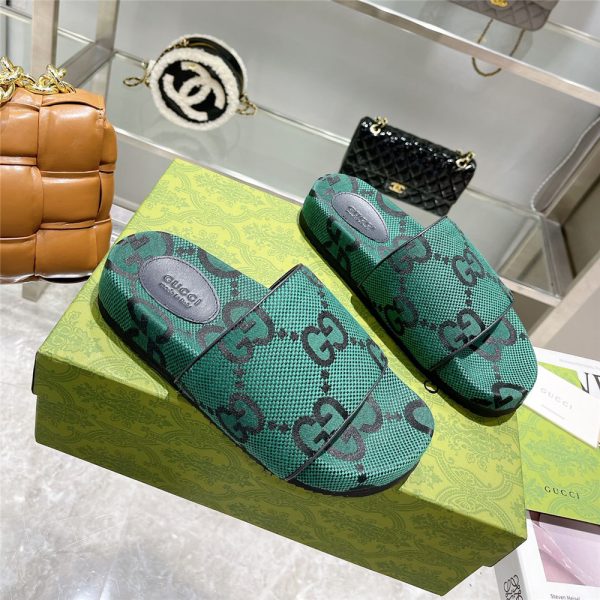 Gucci  Green GG Logo Slides