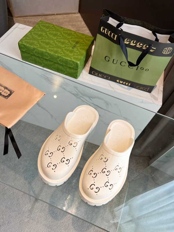 Gucci GG Slides perforated carved shoes White