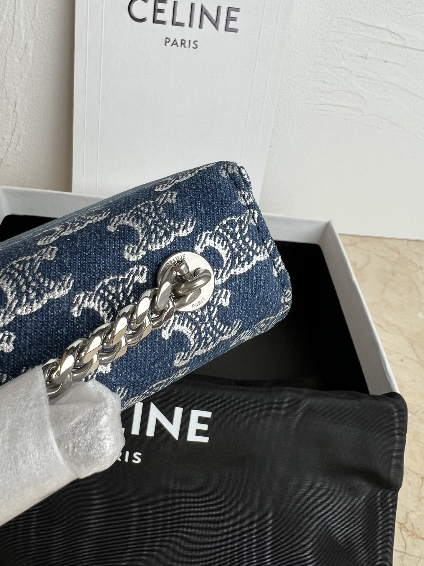 CELIN-E TRIOMPHE SMALL DENIM CHAIN SHOULDER BAG - Image 5