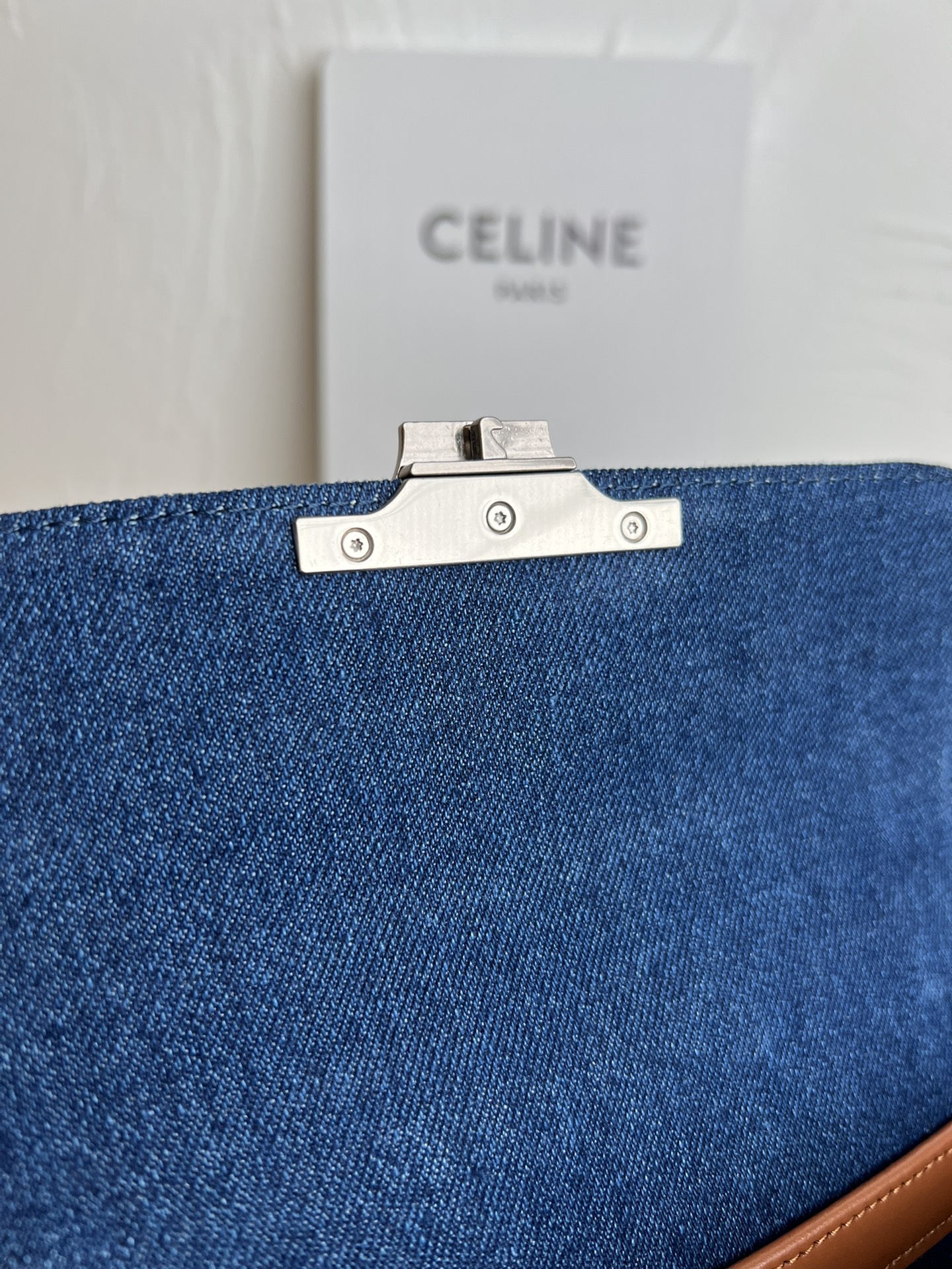 CELIN-E TRIOMPHE SMALL DENIM CHAIN SHOULDER BAG - Image 6