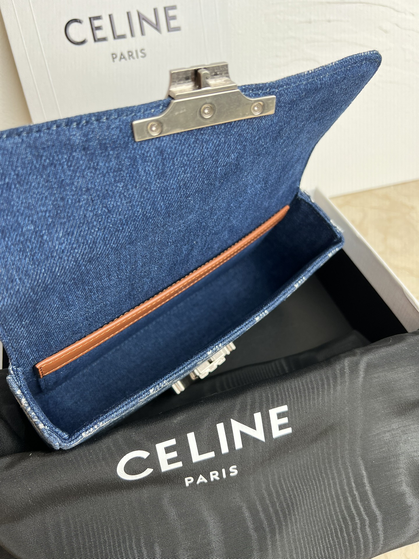 CELIN-E TRIOMPHE SMALL DENIM CHAIN SHOULDER BAG - Image 7