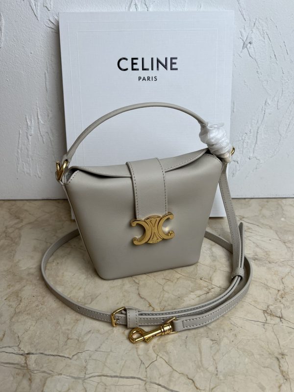 CELIN_E TRIOMPHE MINI BUCKET BAG IN LEATHER A