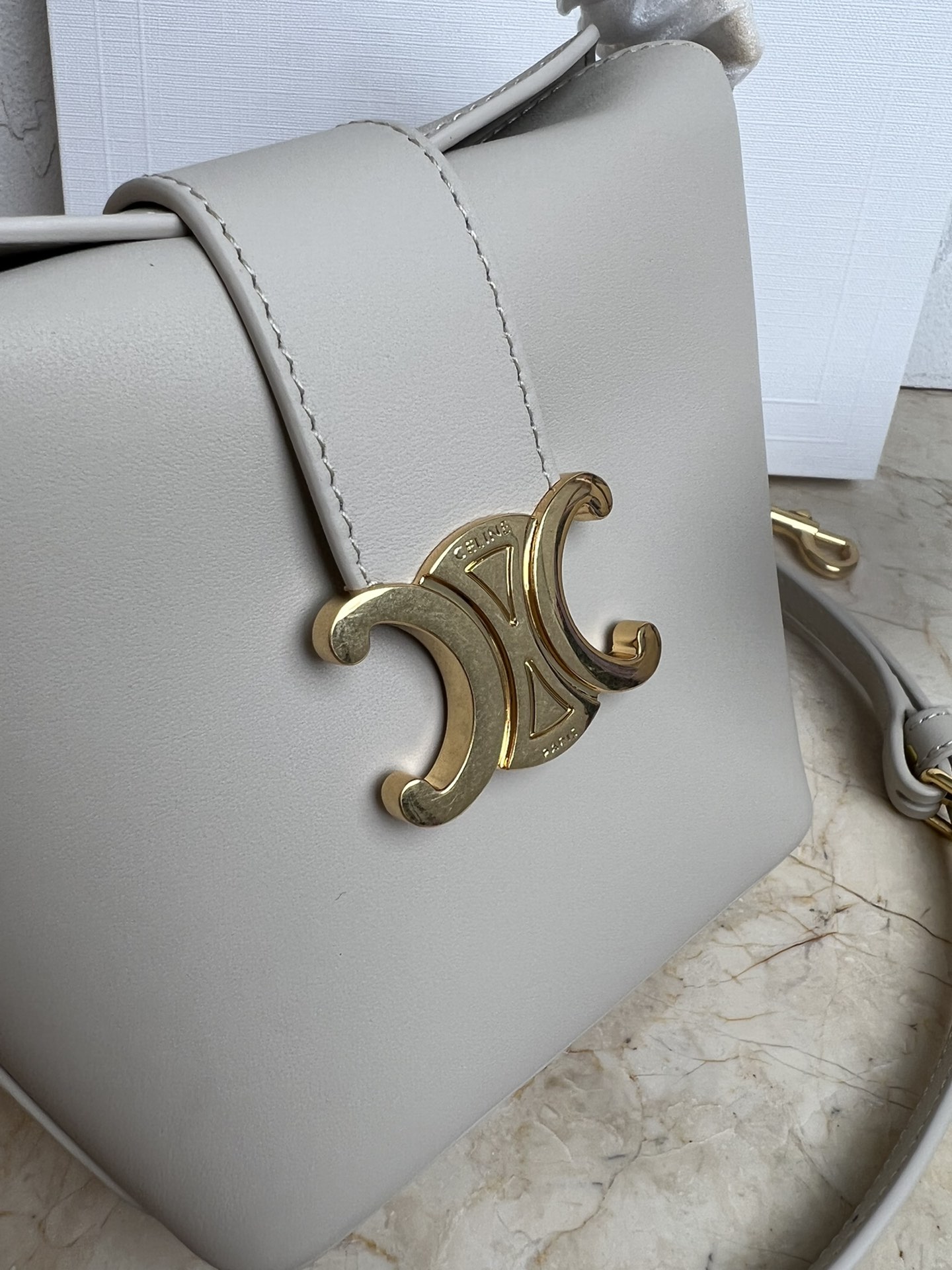 CELIN_E TRIOMPHE MINI BUCKET BAG IN LEATHER A - Image 4