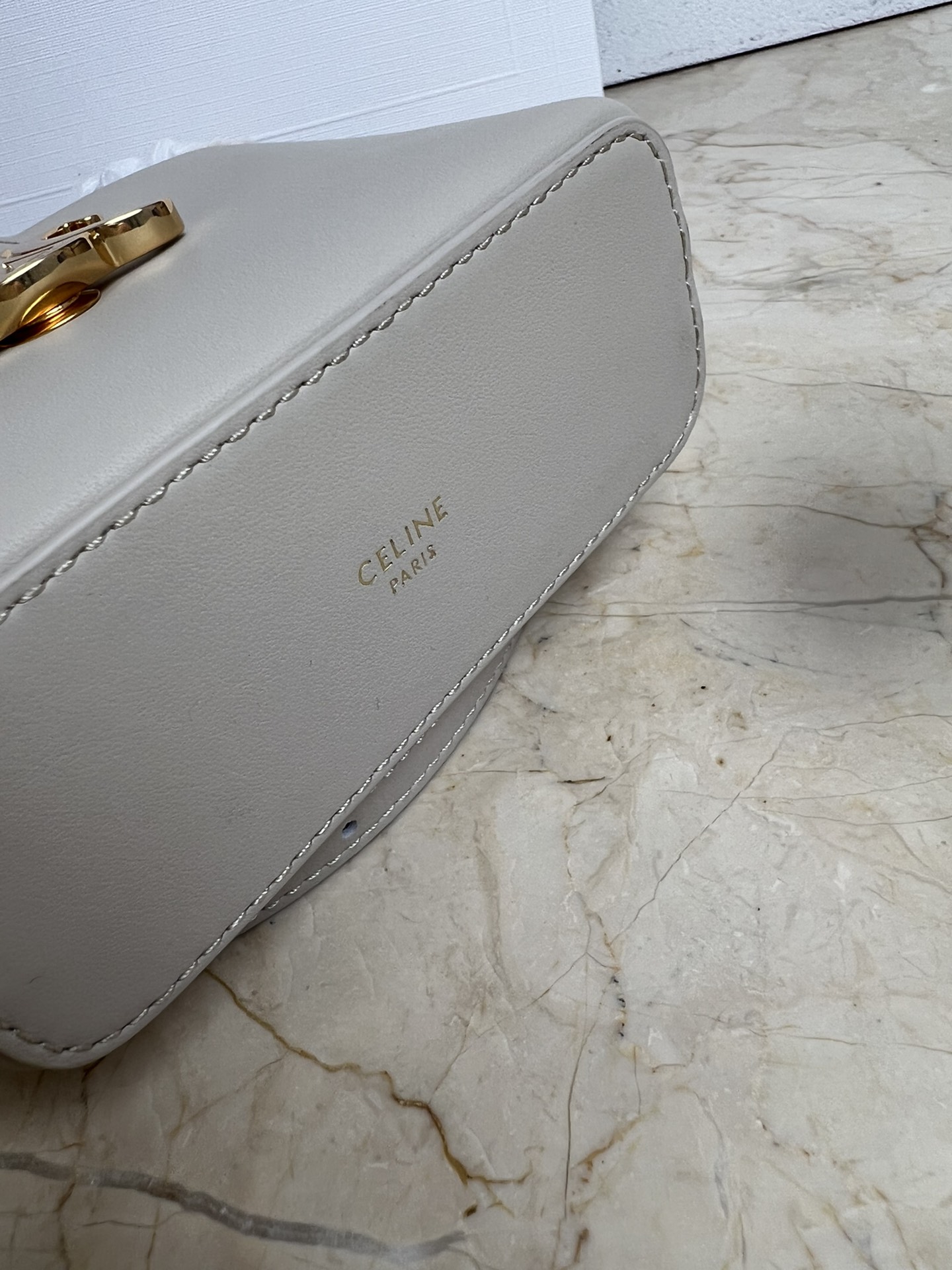 CELIN_E TRIOMPHE MINI BUCKET BAG IN LEATHER A - Image 8