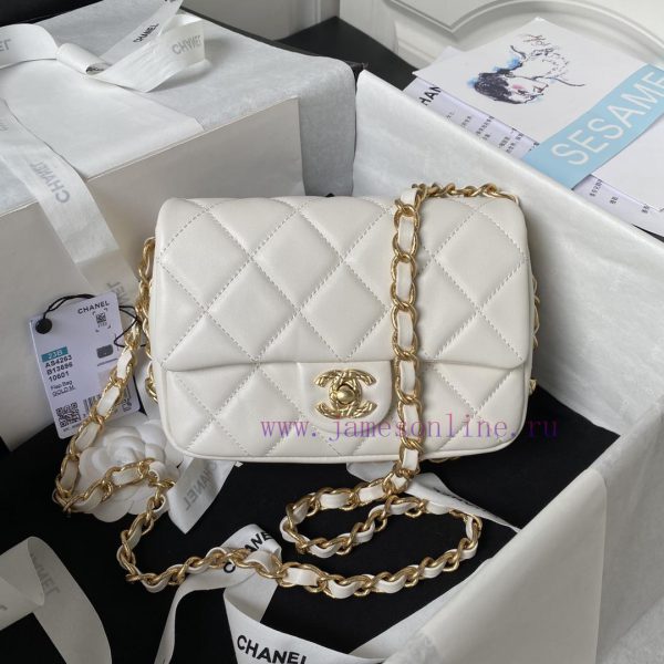 Chanel Bag   ? CHANEL23B ? AS4263 chain style square fatThe edge of the 23B version features r6w4tfz4