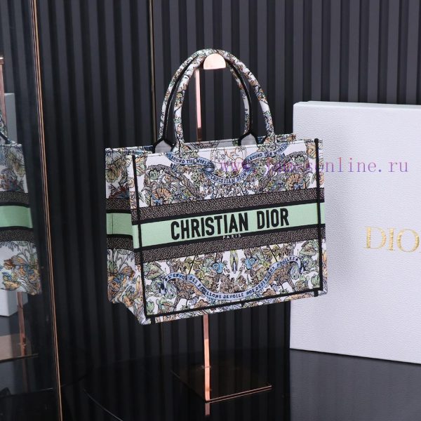 Medium size spot goodsDior Tote's latest Christmas limited edition collection ?, Elegant and b7onzfjo