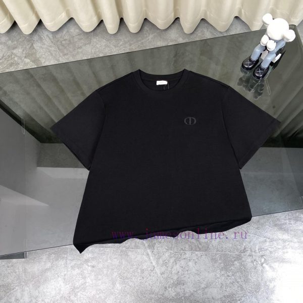 Dior's new classic chest logo embroidered short sleeved T-shirtStyle number 6328D5Fabric mad lke6o3ft