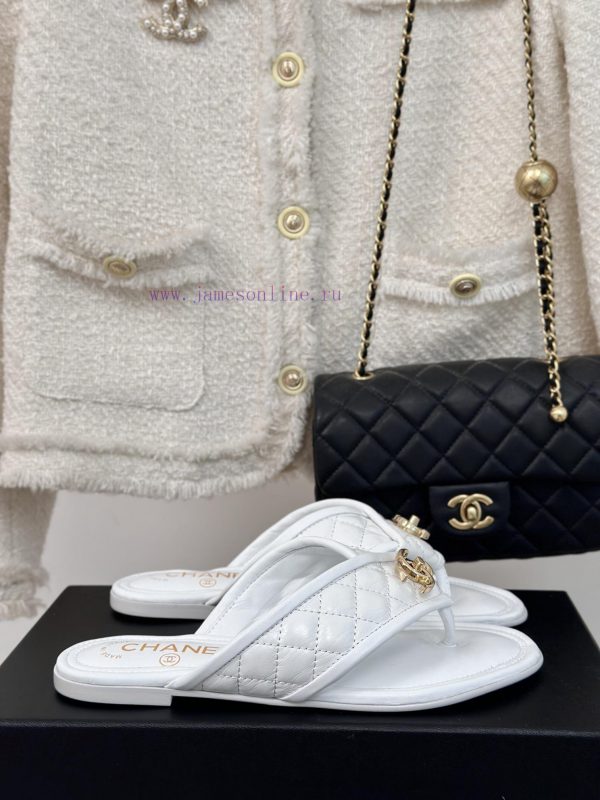 Chanel | 24P Spring/Summer New ProductsDouble C diamond grid clip on flip flopsSummer flip f6n7l1iat