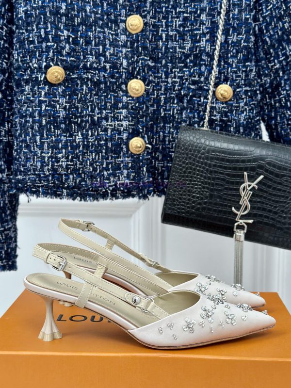 L * V Donkey 24S popular model with rhinestones and empty spaceSandal seriesThe shoe upper if623r964