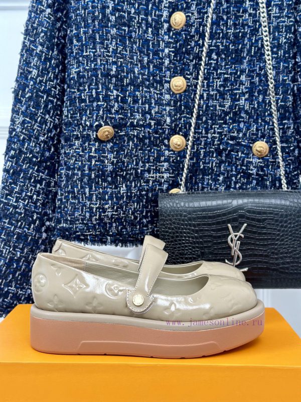 L * V Lvjia 24ss New Product Thick Bottom Old FlowerMary Jane Shoe CollectionIt's so beautifgiuvbzau