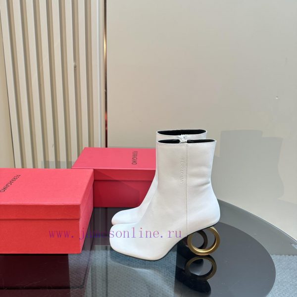 FERRAGAMO square toe fashion bootsUnique sculptural heel with same tone finish, adorned withntrsafi4