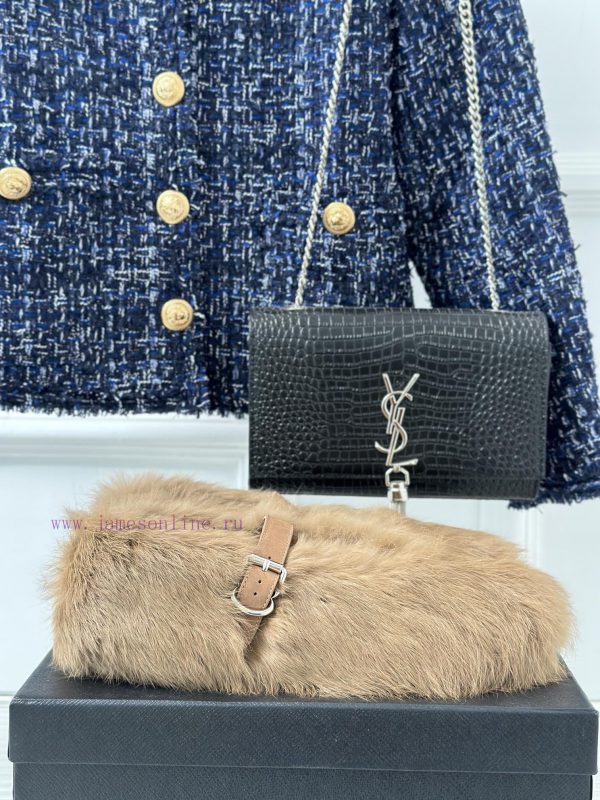 AlAIA | Alaia 23S New Retro ProductOne lined Mary Jane shoes, hairy shoesFull of girlish styf9qlu8oc