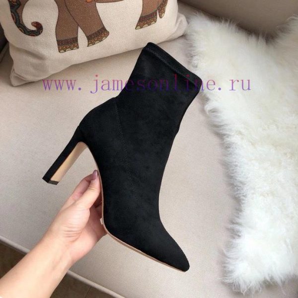 JIMMY CHOO elastic boots are made of high-quality fabric with silky double-sided velvet and d0x93vuw