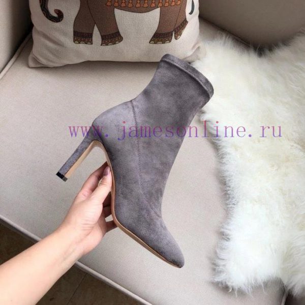 JIMMY CHOO elastic boots are made of high-quality fabric with silky double-sided velvet and 2fannovq