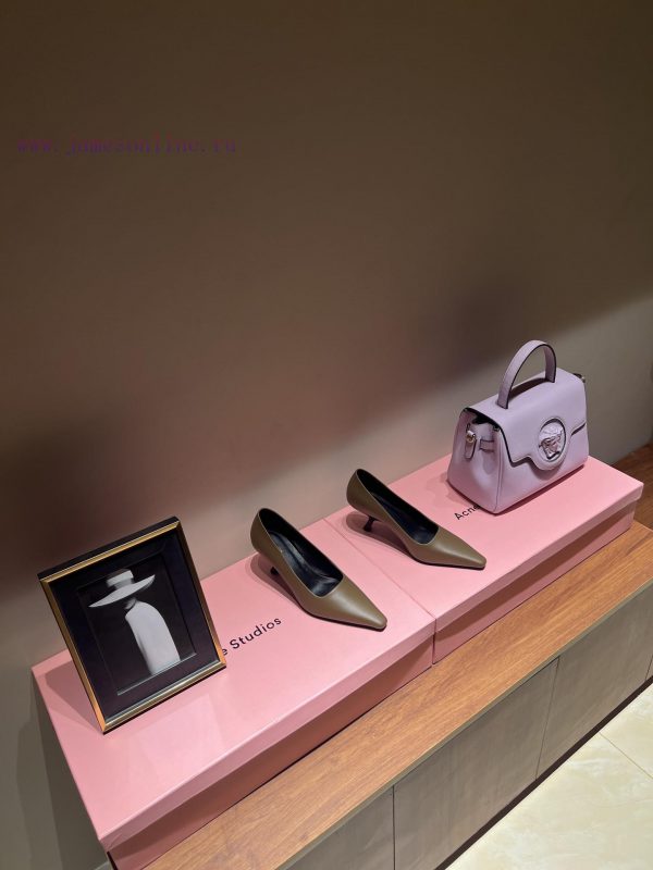 The mostThe row autumn and winter new high-heeled square headed cat heel high-heeled single rclb9ufl