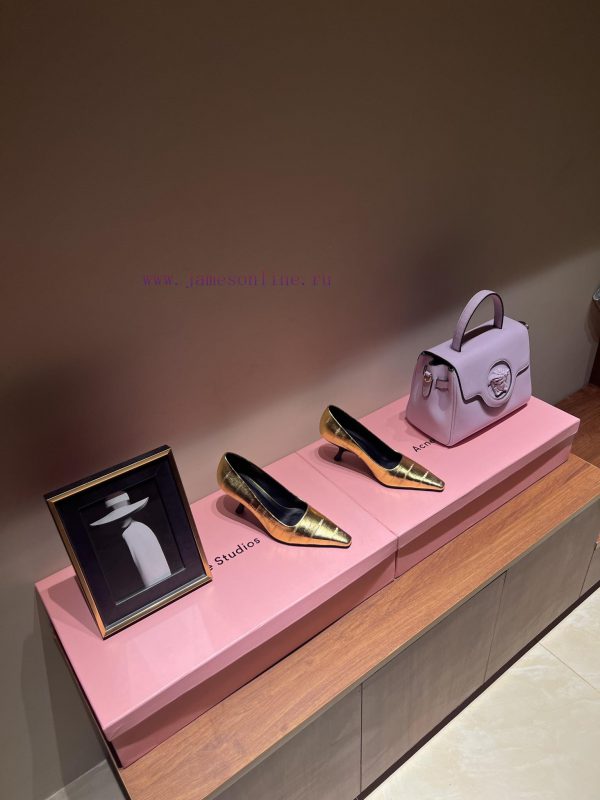 The mostThe row autumn and winter new high-heeled square headed cat heel high-heeled single wxfgu3ic