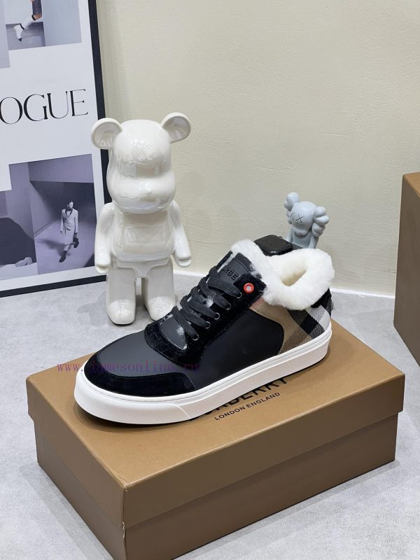 2024 SS Burberry Autumn/Winter Best Couple H New Italian Leather Sneakers Crafted from Engli0ql49vam