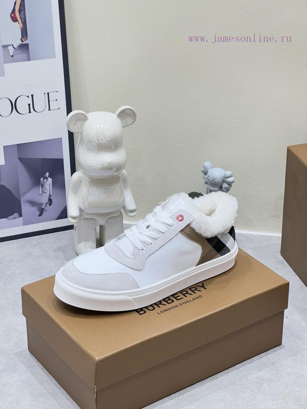 2024 SS Burberry Autumn/Winter Best Couple H New Italian Leather Sneakers Crafted from Engliko192y12