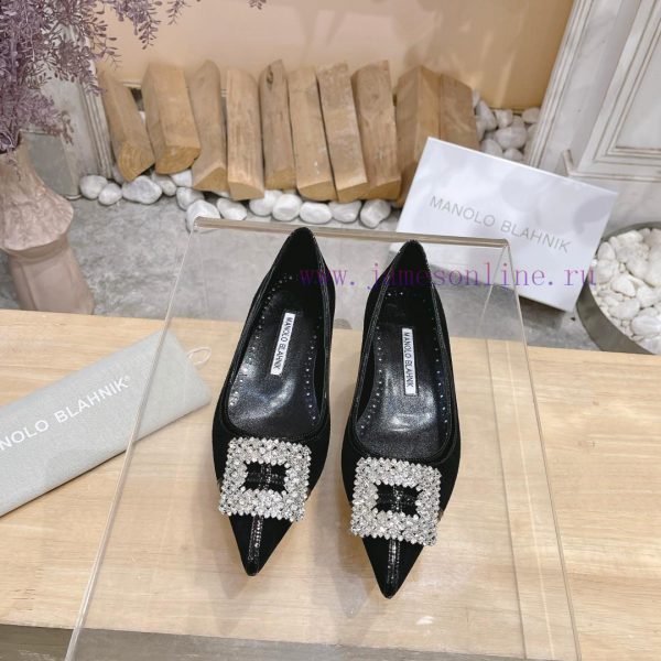 MANOLO BLAHNlK 2023 Autumn New Collectionᵀᴴᴱ ᴮᴱˢᵀ ᴵˢ ᶠᴼᴿ ᵞᴼᵁMB has always been a dream shoe q7re5bxt
