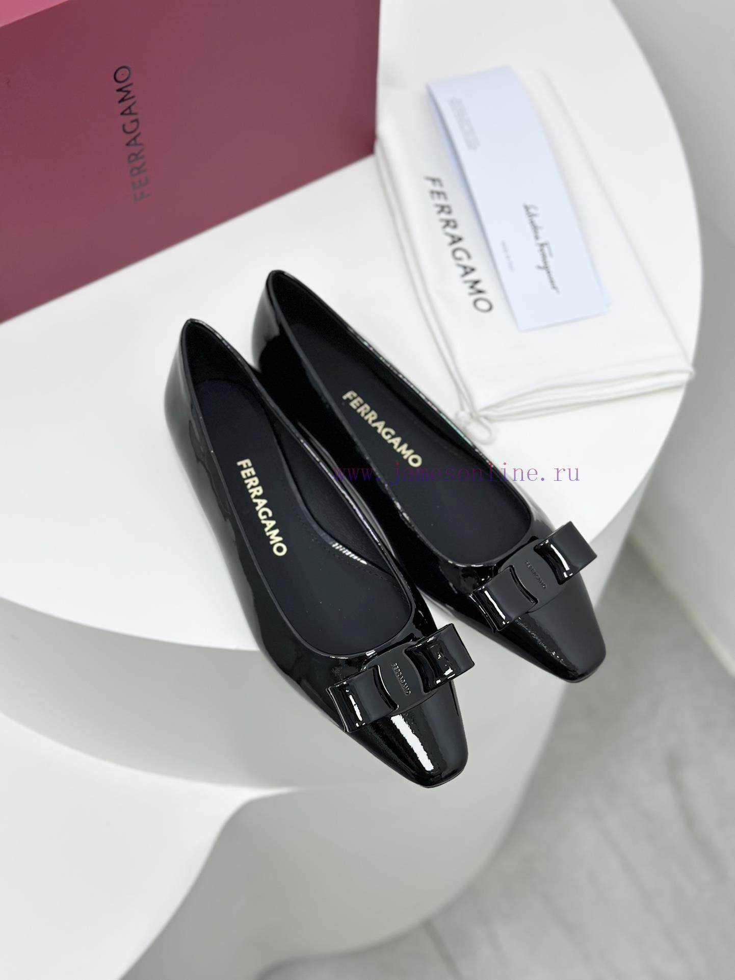 SF salvatore Ferraga * o Ferragamo's new vara patent leather bow small square toe single shokq4righ6 - Image 4