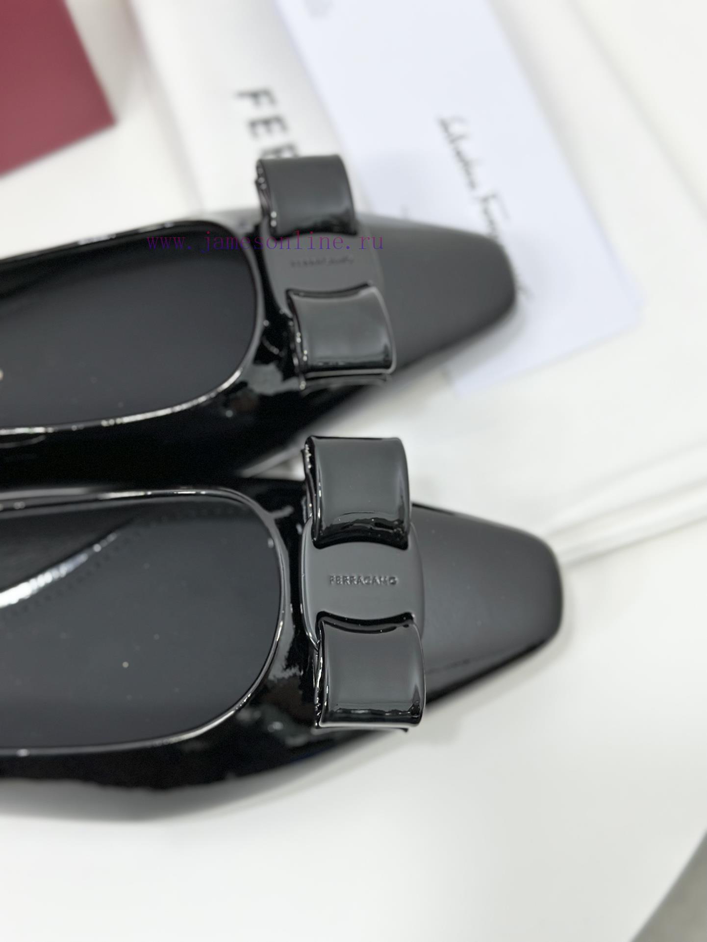 SF salvatore Ferraga * o Ferragamo's new vara patent leather bow small square toe single shokq4righ6 - Image 10
