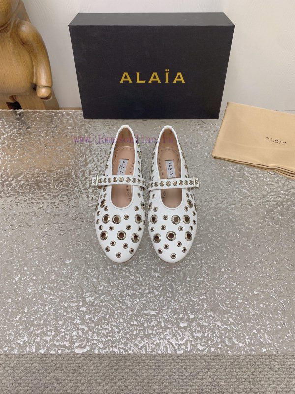 ALAIA chicken eye buttoned hole shoes, ALAIA 24SS French fairy ballet flat dance shoesAzzedih9mq3ghk