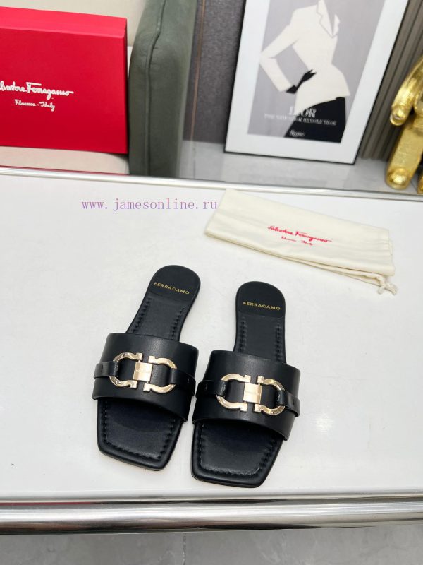 The 2024 non Lagamu new slippers are making a big splash. The original version has beautiful47q2jq5s