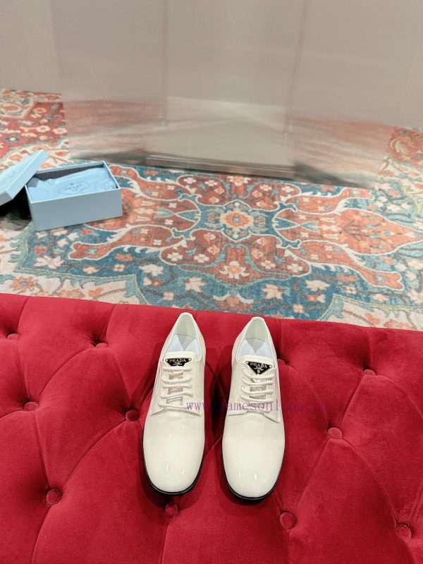 ️  PRADA makes a hot debut with top-notch photos, original remastered version, super regularek4p0jyh