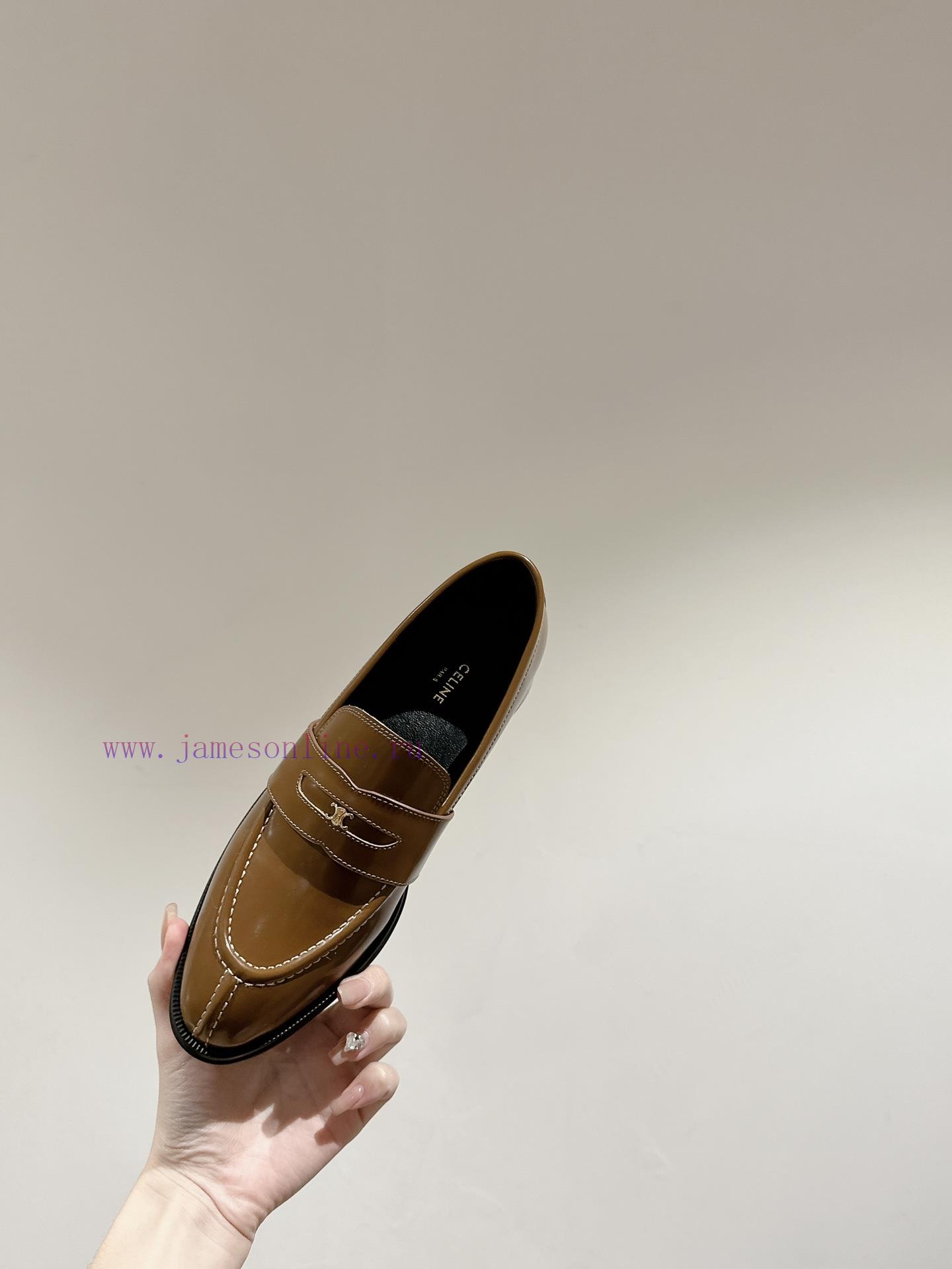 ️ CELINE Sillin Lefu shoes Caesar door buckle series casual small leather shoes are super su18mre12d - Image 6