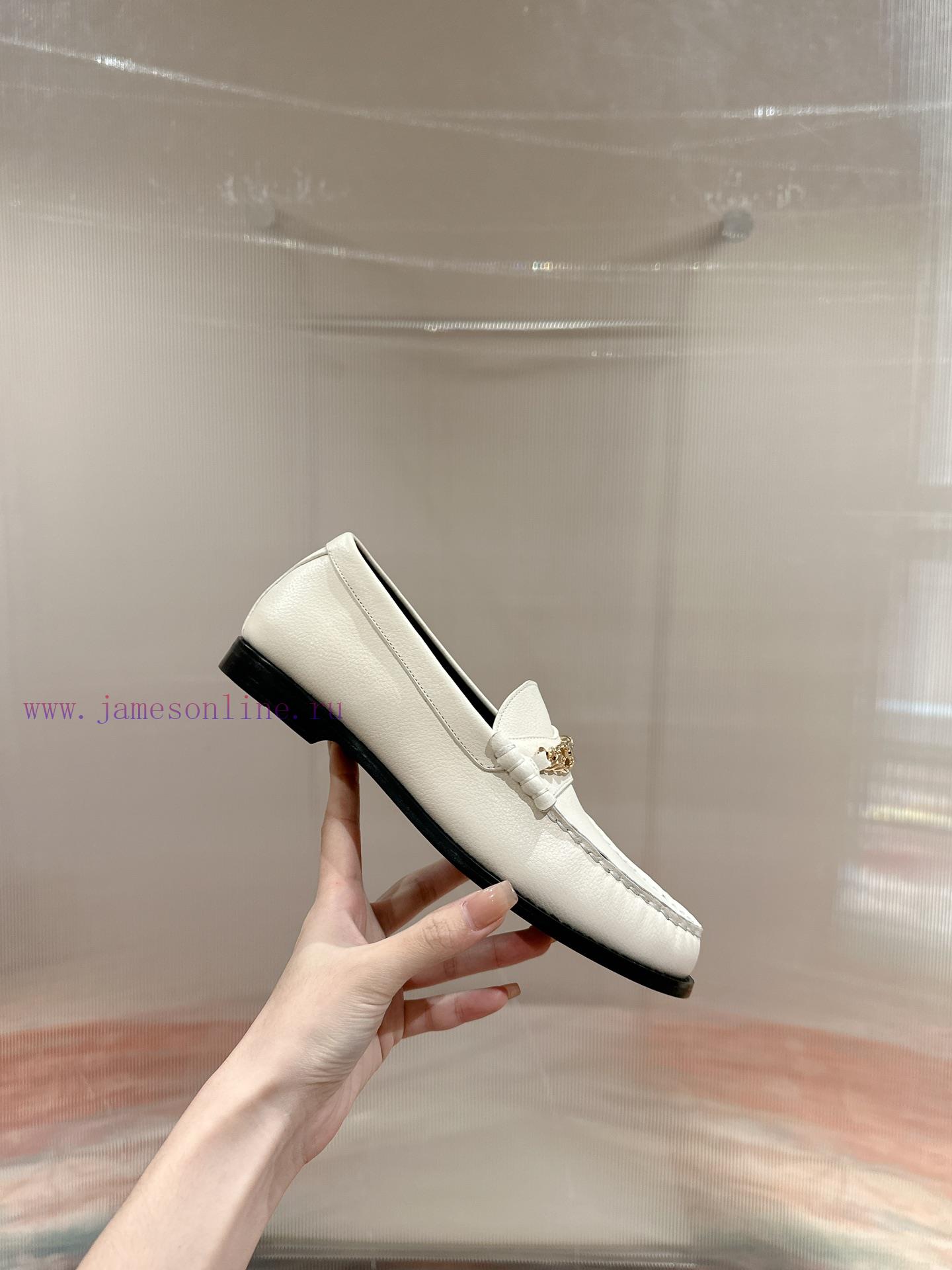 ️ CELINE Sillin Lefu shoes Caesar door buckle series casual small leather shoes are super sufymiz428 - Image 3