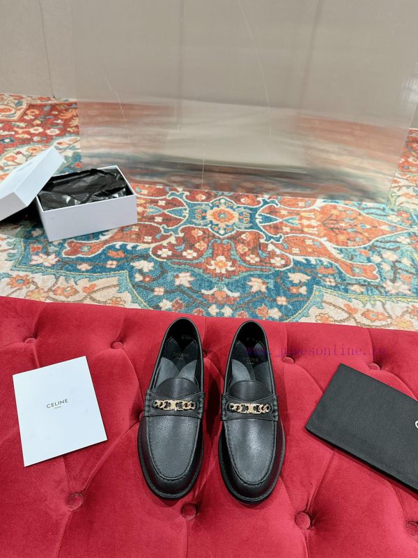 ️ CELINE Sillin Lefu shoes Caesar door buckle series casual small leather shoes are super suw2gd130b