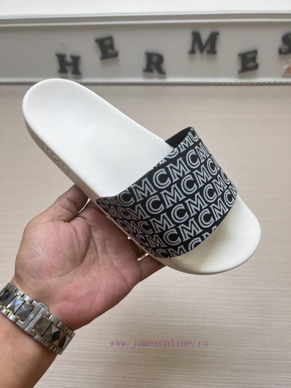 MCM's latest popular fashion slippers, with original 11 mold opening on the official website0opxqqdl