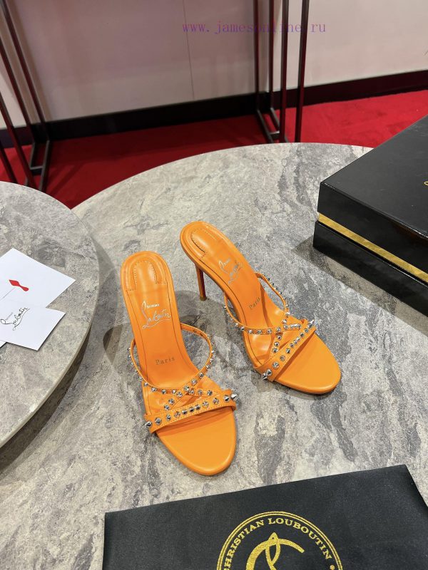 ∙ X nail slippers ∙ ꫛꫀ w ︎ The point of Tatoosh spiked shoes is the slender shoulder straps dqi88wwf