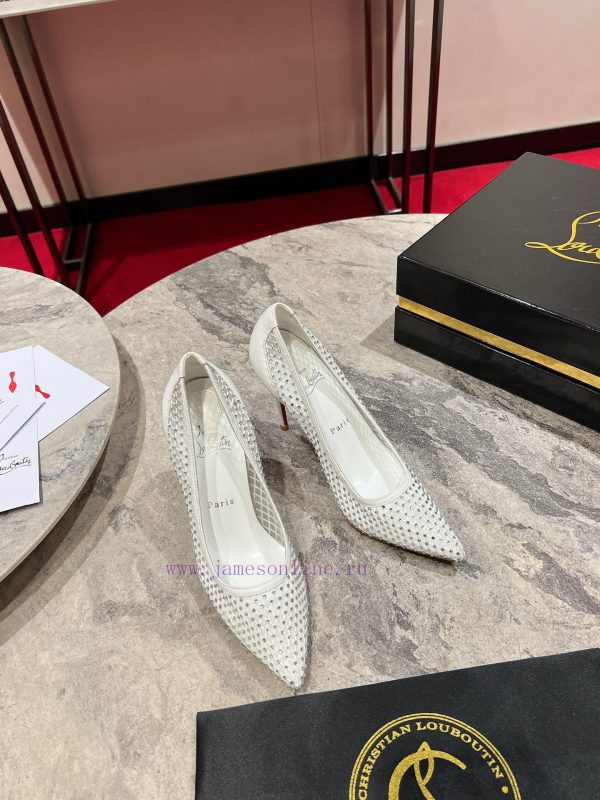 ∙ Mesh full of diamonds ∙ ꫛꫀ w ︎ ️Maison Christian Louboutin is made of white mesh, with an rs93s2jr