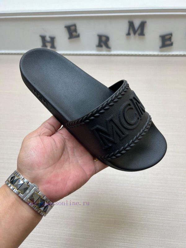 MCM's latest popular fashion slippers, with original 11 mold opening on the official website617w9if0