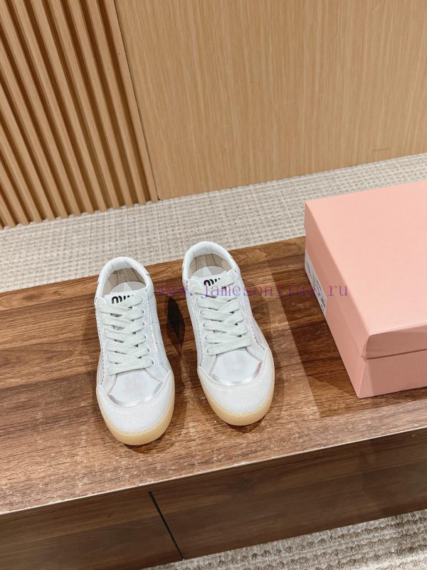 ?????? Miu Miu's new American retro style~A must-have for dirty shoes with a stylish and styi4jc6a28