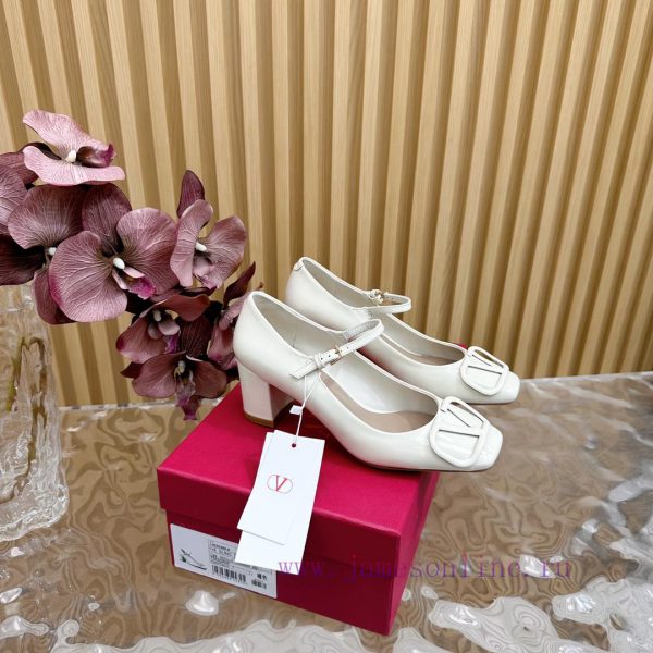 -- New Warren——————2024 Top Quality Valentino Coarse Heel Mary Jane Single Shoes with Exquis4p6i1fbq
