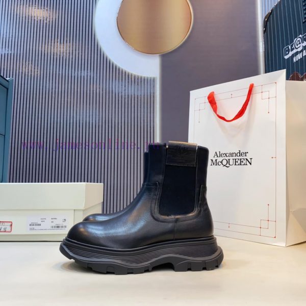 Alexander McQueen's Top Board New Year Shoes Launch One After Another [Sun] [Celebration] [Cbylu0z68