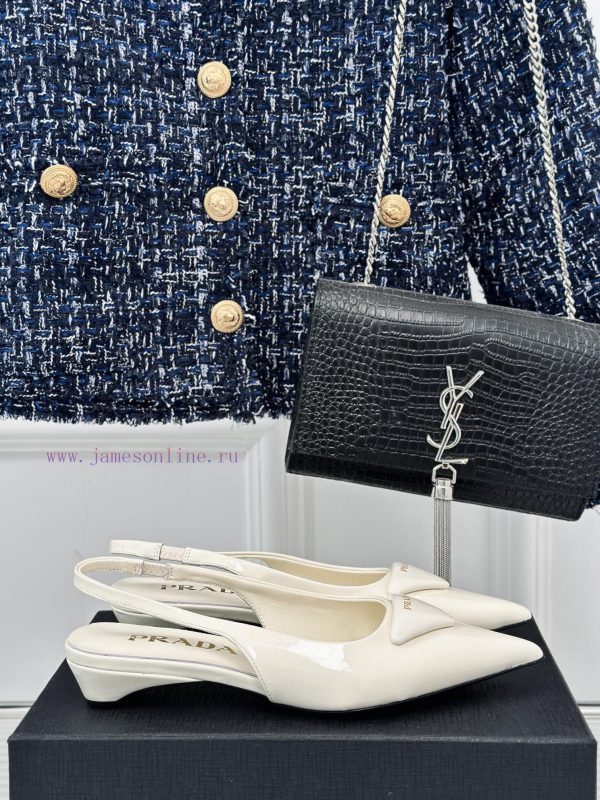 παντοφλας agavi villas | PRADA/PRADA Classic Spring/SummerTriangle Logo Sandals Single Shoe SeriesThe Simple Design Is P oe56ox2e | μποτινι χαμηλο τακουνι