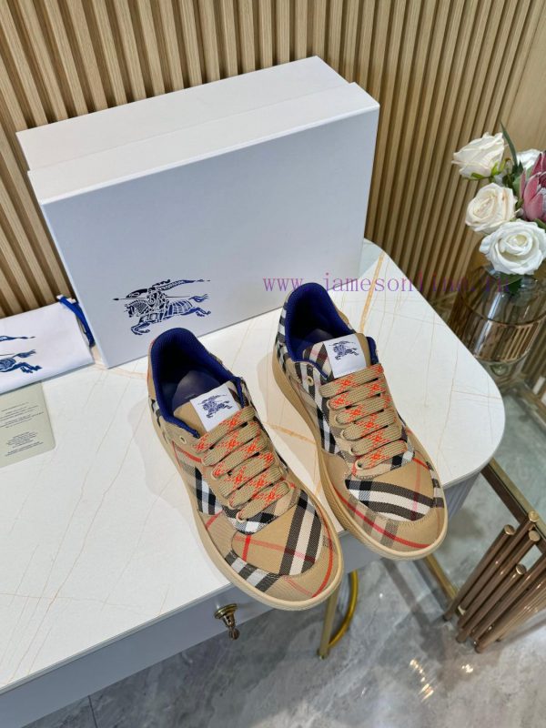 παντοφλες νε νεκροκεφαλες | The Popular Item Of Burberry 2024 Has Been Released After Three Years Of Classic Plaid Return V bnzf7oqo | κρισπι παπουτσια