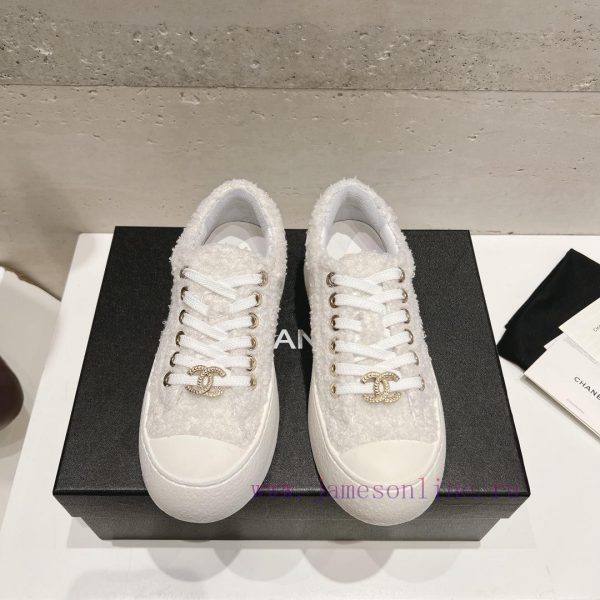 μποτακια δερματινα με χαμηλο τακουνι | Top TierChanel 24 Full Leather Panda Color White Shoes Casual Sports Shoes Skateboard ShoesOrig 7d1t6qpx | givova παπουτσια