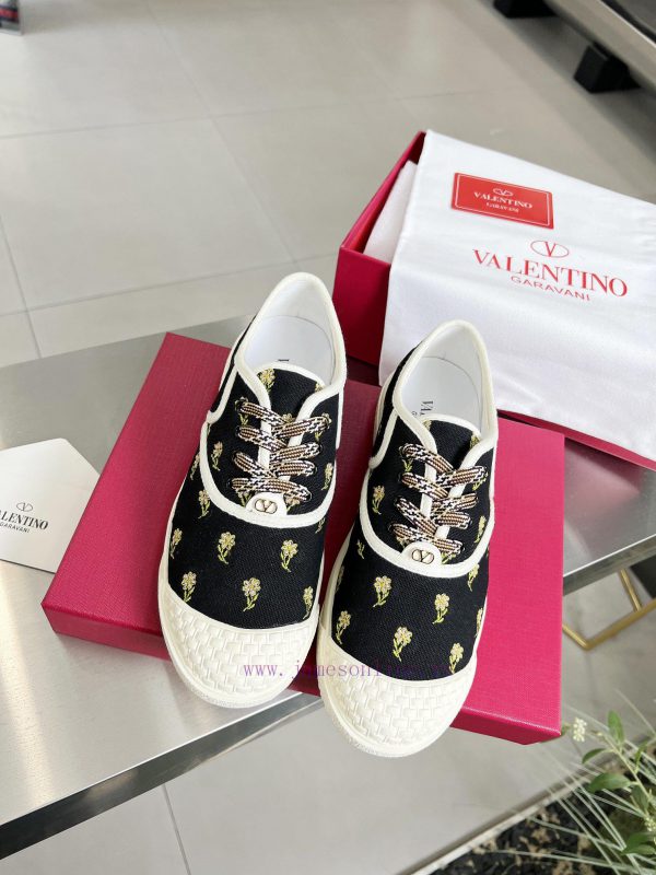 παντοφλες παιδικες με γουνα crocks | Top Valentino Micalli Series New Bay By Bay Super Comfortable Fabric With Copper Cast Gold Bran bbftt8ft | σκρουτζ παπουτσια nike ανδρικα