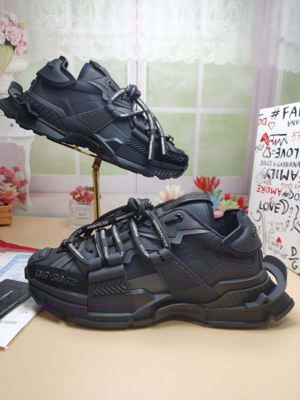 5.11 μποτακια | Dolce&Gabbana DG2024's Latest Hot Spring Couple Style Italian Fashion Show DOLCE&GABBANA's Main j9n6uija | παπουτσια αγκαλιασ για αγορι